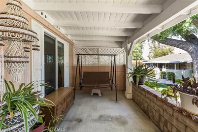 19229 Avenue Of The Oaks #A, Newhall, CA 91321 - Photo 5