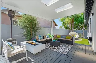 17812 Bromley Ct, Encino, CA 91316 - Photo 25