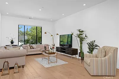 17812 Bromley Court, Encino, CA 91316 - Photo 5