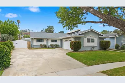 27117 Elias Avenue, Saugus, CA 91350 - Photo 1