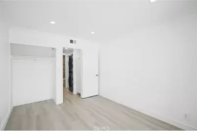 7800 Topanga Canyon Boulevard #313, Canoga Park, CA 91304 - Photo 13