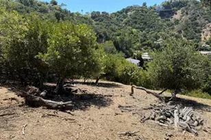 12937 Mulholland Dr, Sherman Oaks, CA 91423 - Photo 1