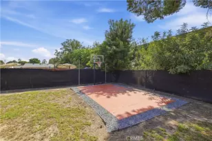 9625 Orion Ave, North Hills, CA 91343 - Photo 33