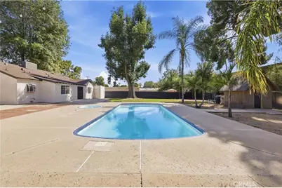 9625 Orion, North Hills, CA 91343 - Photo 31