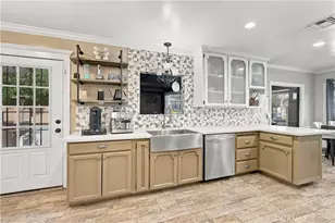 9625 Orion Ave, North Hills, CA 91343 - Photo 13