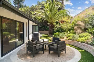22850 Margarita, Woodland Hills, CA 91364 - Photo 31