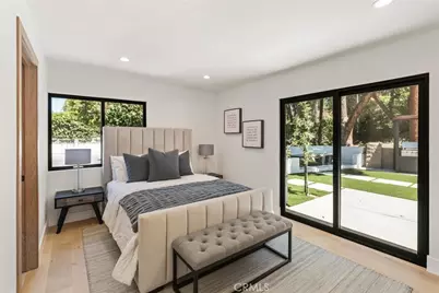 22850 Margarita, Woodland Hills, CA 91364 - Photo 13