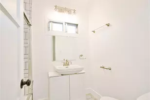 6153 Clybourn Ave, North Hollywood, CA 91606 - Photo 17