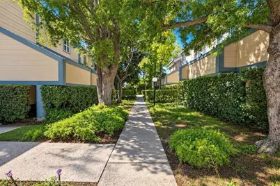 9927 Independence Avenue #C, Chatsworth, CA 91311 - Photo 29