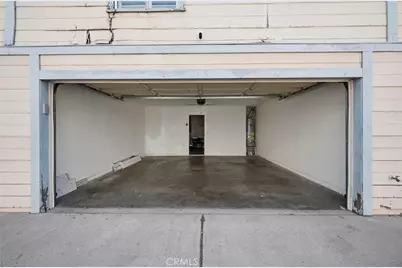 9927 Independence Avenue #C, Chatsworth, CA 91311 - Photo 25