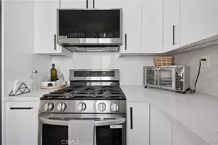 9927 Independence Ave, Chatsworth, CA 91311 - Photo 9