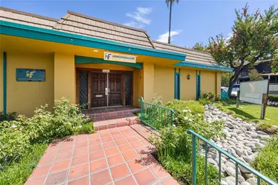 635 W Foothill, Monrovia, CA 91016 - Photo 3