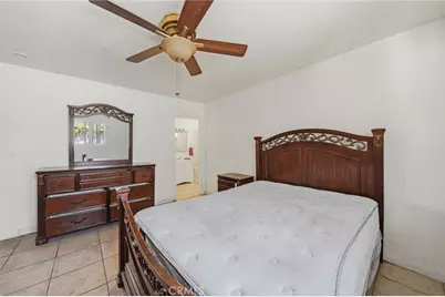 12135 Cornish Avenue, Lynwood, CA 90262 - Photo 9