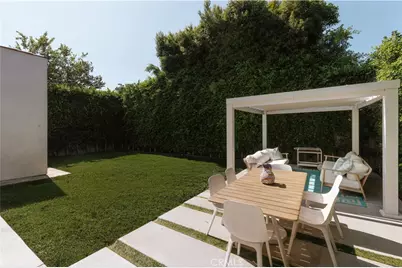 1111 S Plymouth Boulevard, Los Angeles, CA 90019 - Photo 29