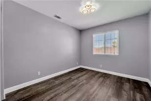 8373 Ironwood, California City, CA 93505 - Photo 13