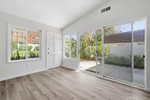 10445 Larwin Unit 3, Chatsworth, CA 91311 - Photo 3