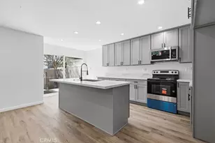 10445 Larwin Unit 3, Chatsworth, CA 91311 - Photo 13