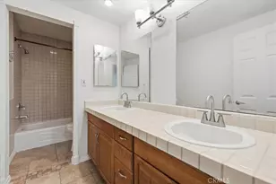 10445 Larwin Unit 3, Chatsworth, CA 91311 - Photo 25
