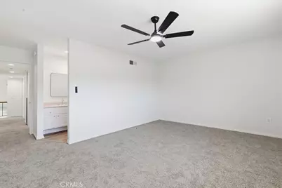 10445 Larwin Unit 3 #3, Chatsworth, CA 91311 - Photo 17