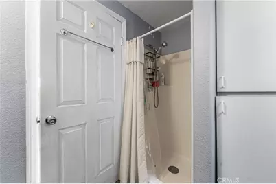 8825 Willis Ave Unit 5, Panorama City, CA 91402 - Photo 17