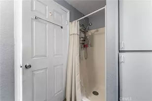 8825 Willis Ave, Panorama City, CA 91402 - Photo 17