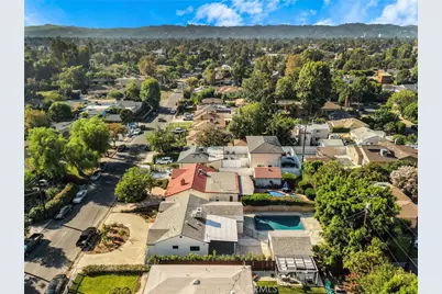 6341 Ranchito, Van Nuys, CA 91401 - Photo 33