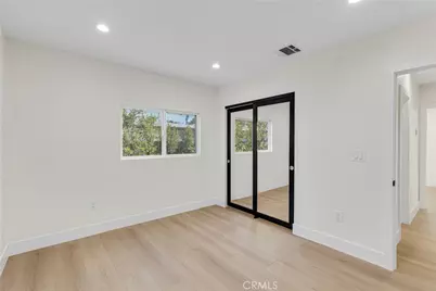 6341 Ranchito, Van Nuys, CA 91401 - Photo 19