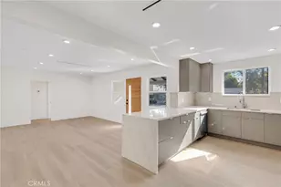 6341 Ranchito, Van Nuys, CA 91401 - Photo 7