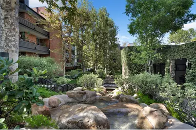 4792 Park Encino Lane #102, Encino, CA 91436 - Photo 27