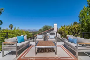 4481 Deanwood Dr, Woodland Hills, CA 91364 - Photo 27