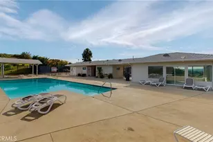 4481 Deanwood Dr, Woodland Hills, CA 91364 - Photo 35