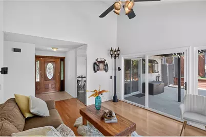 11528 Amigo Avenue, Porter Ranch, CA 91326 - Photo 9