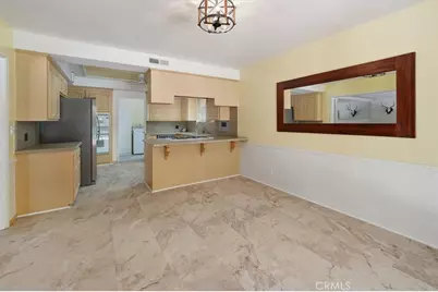25065 Highspring Avenue, Newhall, CA 91321 - Photo 9