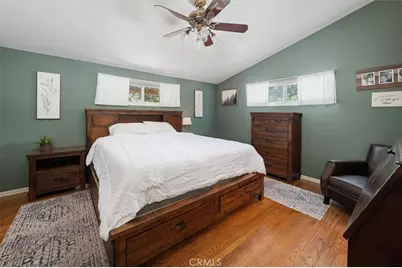 25065 Highspring Avenue, Newhall, CA 91321 - Photo 15