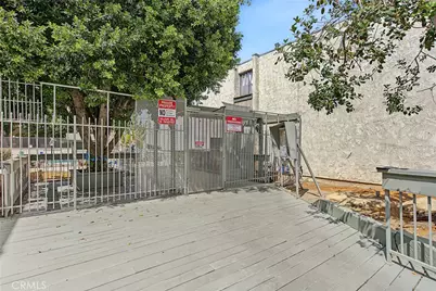 8601 International Avenue #135, Canoga Park, CA 91304 - Photo 29
