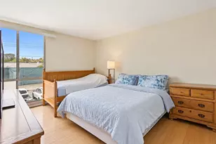 8601 International Ave, Canoga Park, CA 91304 - Photo 13
