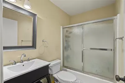 8601 International Avenue #135, Canoga Park, CA 91304 - Photo 11