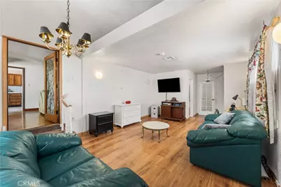 13007 Glenoaks Boulevard, Sylmar, CA 91342 - Photo 25