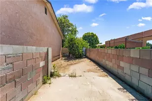 13007 Glenoaks Blvd, Sylmar, CA 91342 - Photo 73