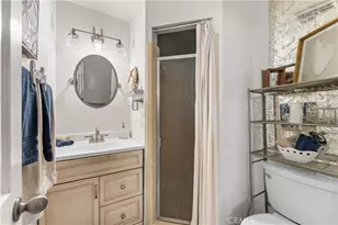 13007 Glenoaks Blvd, Sylmar, CA 91342 - Photo 31