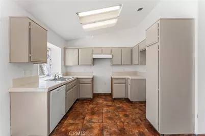45311 Century, Lancaster, CA 93535 - Photo 17