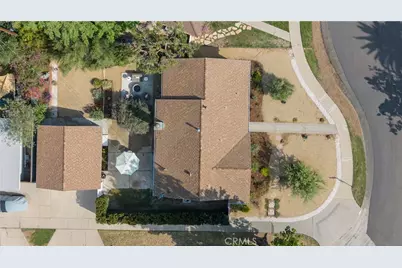 11031 Genesta Avenue, Granada Hills, CA 91344 - Photo 43