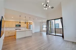 10700 W Octave, North Hollywood, CA 91601 - Photo 9