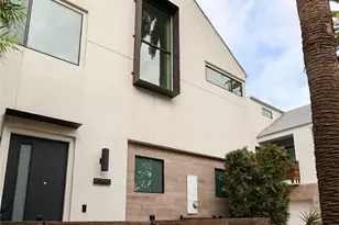10700 W Octave, North Hollywood, CA 91601 - Photo 37