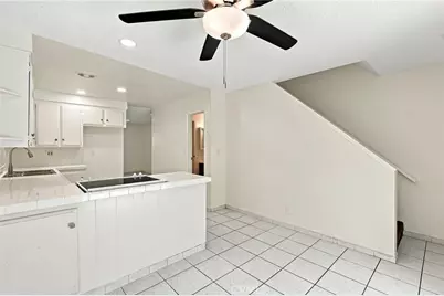521 S Lyon #83, Santa Ana, CA 92701 - Photo 15