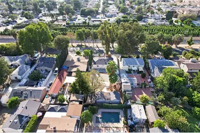 7032 Crebs Avenue, Reseda, CA 91335 - Photo 49