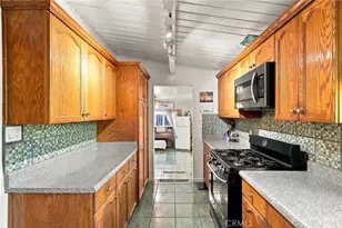 8644 Cantaloupe, Panorama City, CA 91402 - Photo 11