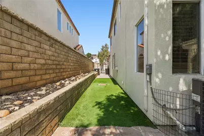 27660 Elk Ridge, Castaic, CA 91384 - Photo 31