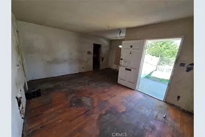 8263 Vantage, North Hollywood, CA 91605 - Photo 5
