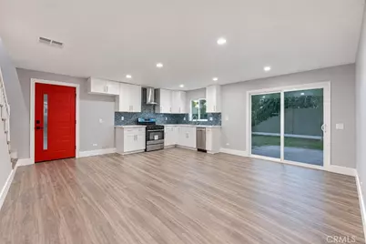 8218 Encino Avenue, Northridge, CA 91325 - Photo 11
